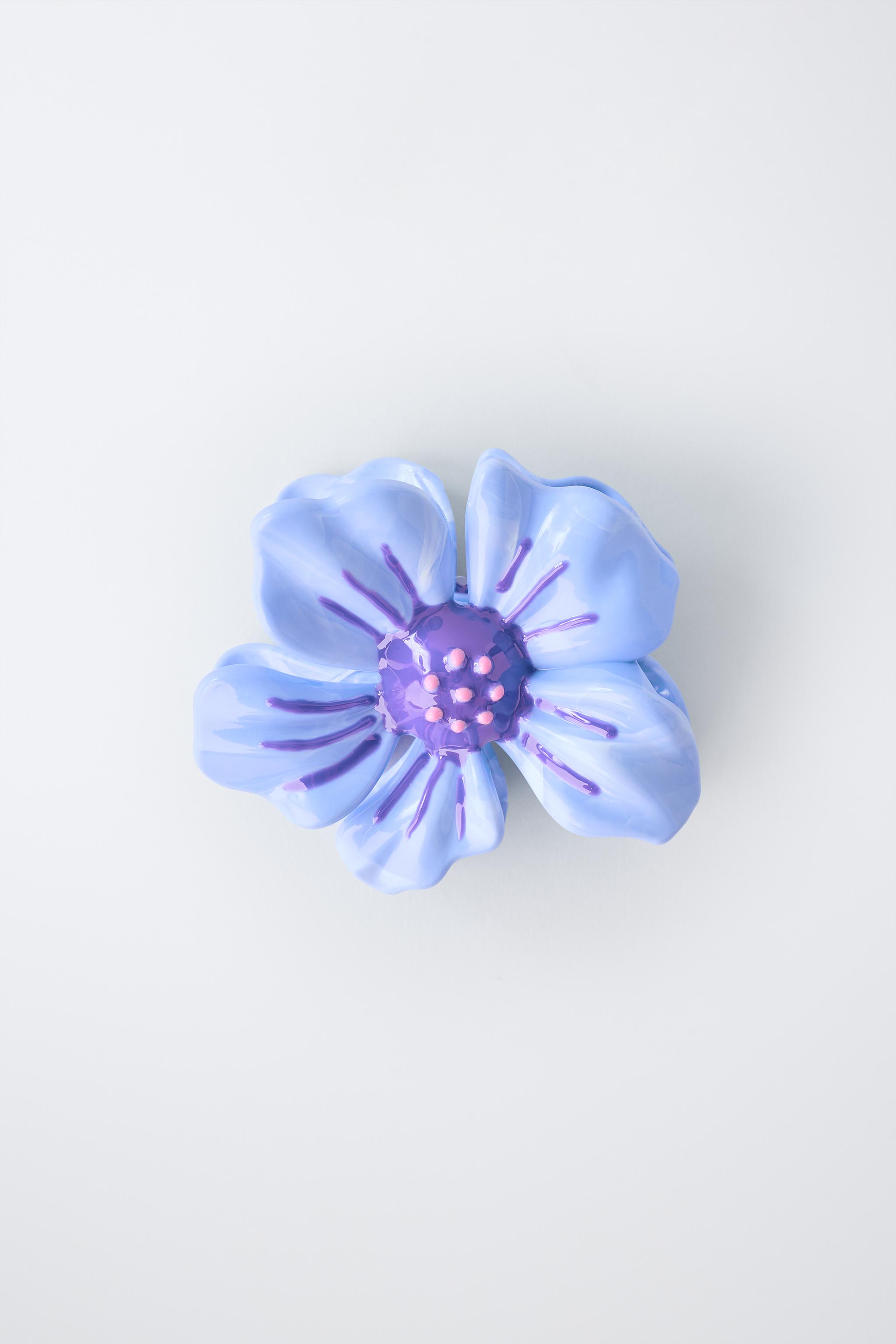 FLOWER-SHAPED HAIR CLIP